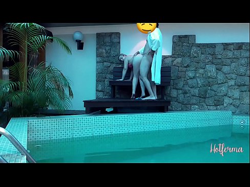 ❤️ Oga pe iranṣẹbinrin si awọn pool, sugbon ko le koju kan gbona ni% yo.com-porn-zog.ru  ☑